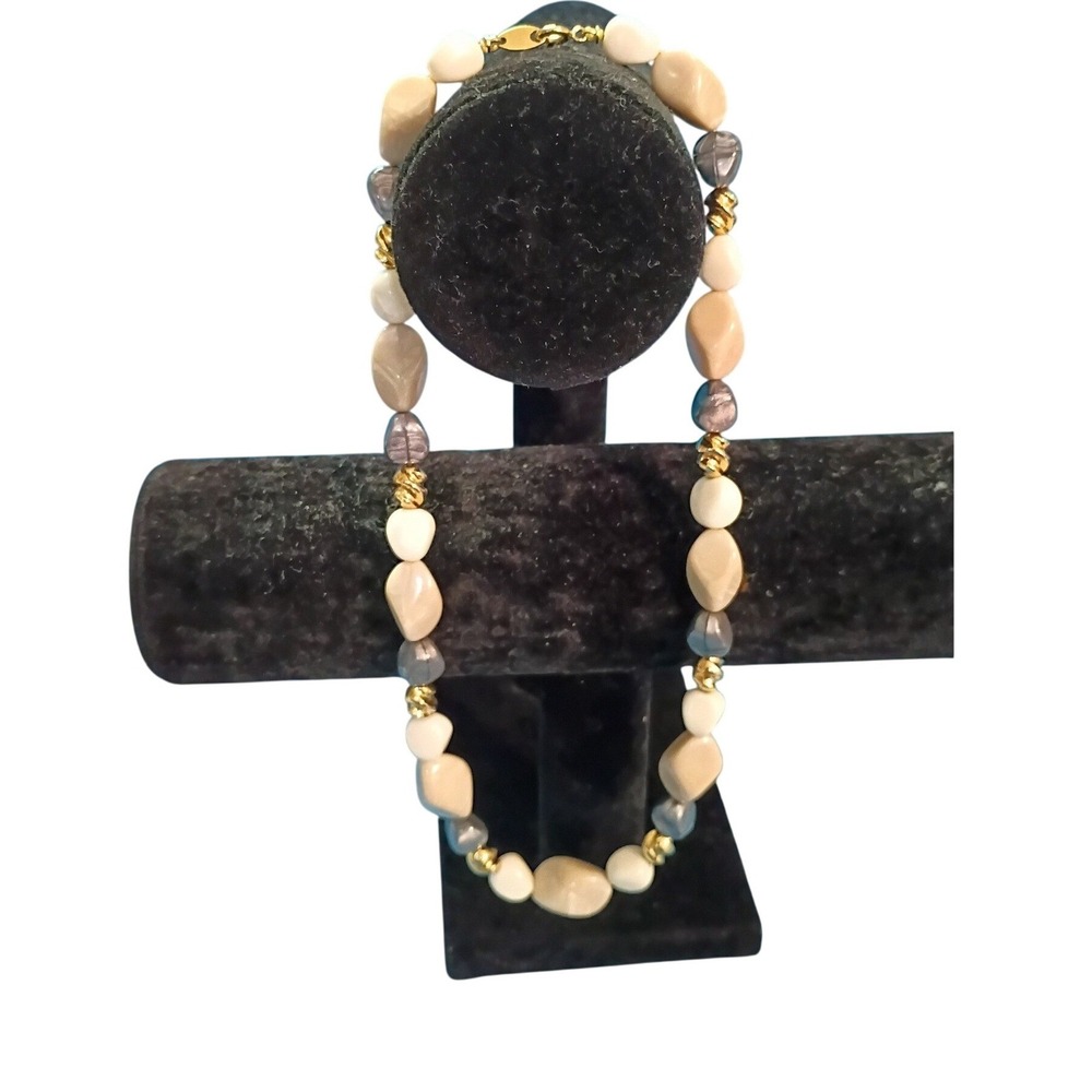 Vintage Trifari Beaded Necklace Gold Tone Neutral Stone Cream Grey Tan 18 Inch